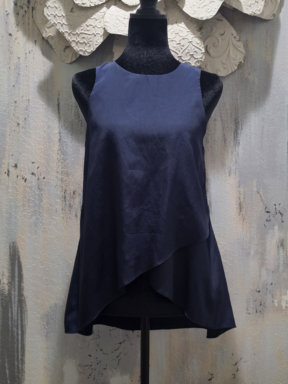New York & Company Navy Sleeveless Layered Tank Top